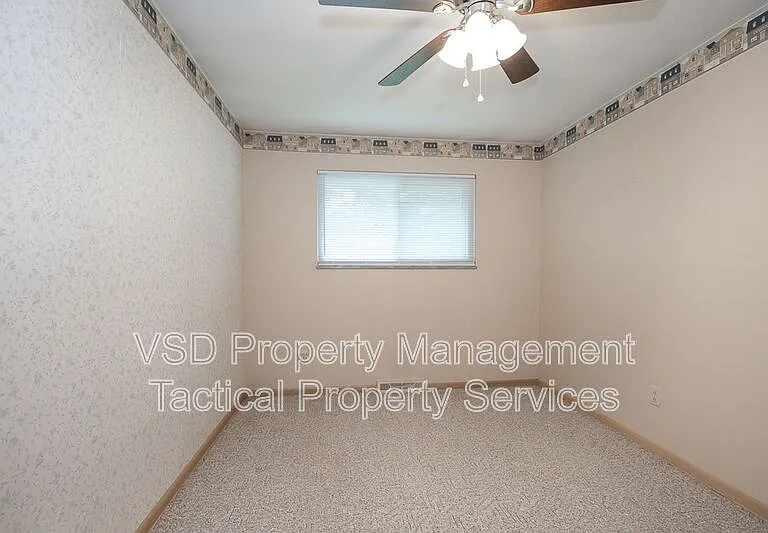 6188 Cabrini Ln — Photo 10
