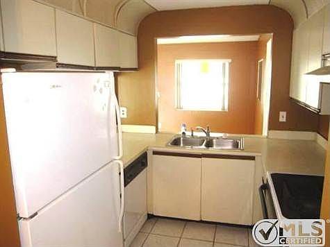 4th image of 10039 Boynton Place Cir
