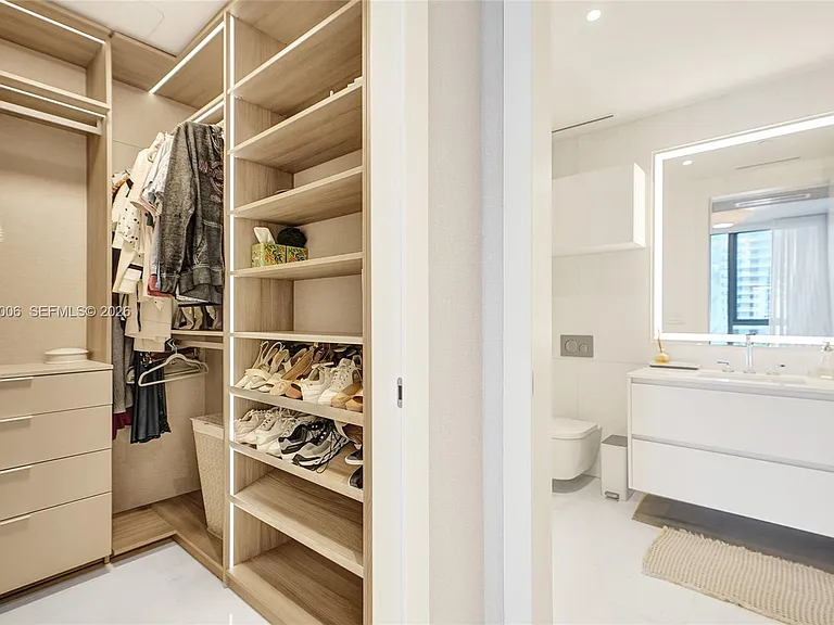 300 Biscayne Boulevard Way #1808W — Photo 34
