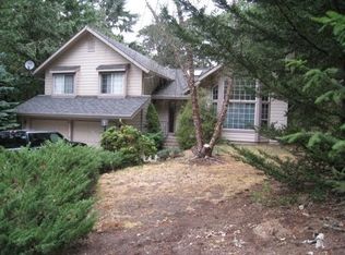 2945 Timberline Dr, Eugene, OR 97405