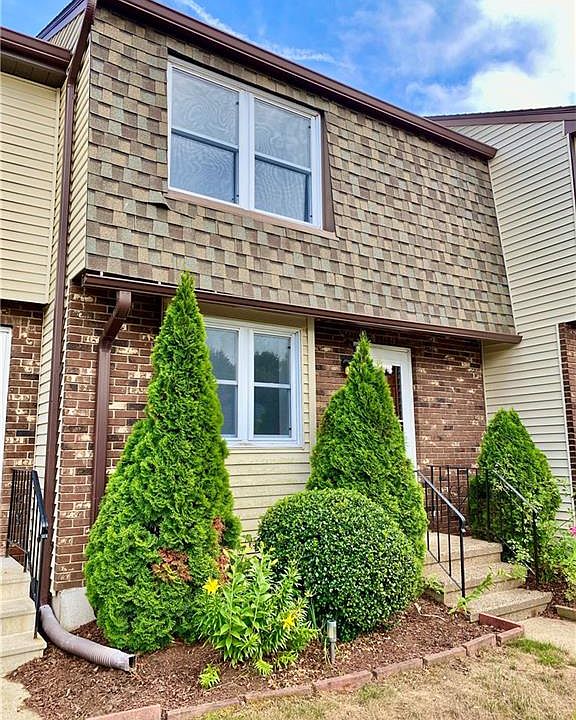 1st image of 2 Saint Marc Cir #H