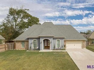 21288 Lake Pontchartrain Dr, Ponchatoula, LA 70454