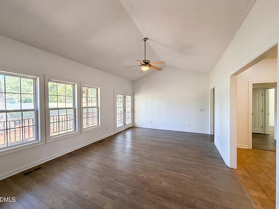 2nd image of 6039 Saint Andrews Dr