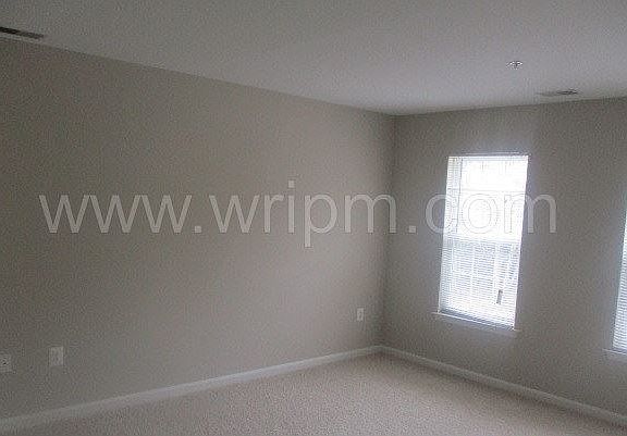 4th image of 8436 Church Ln