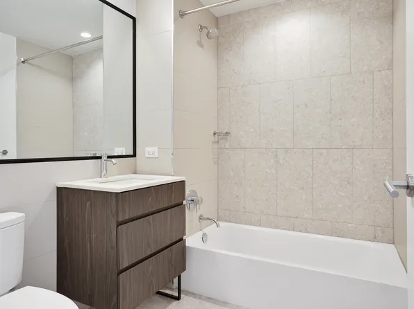 310 Livingston Street image 9 of 11