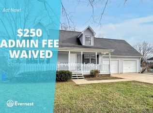 408 Malibu Canyon Dr, Columbia, TN 38401