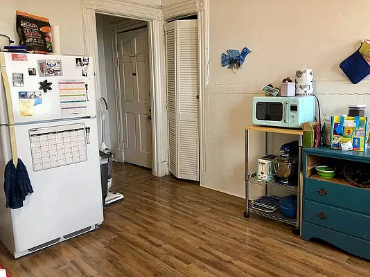 Rented by Standard Living Realty Inc | media 3