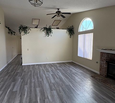 3rd image of 2745 Rosarita St