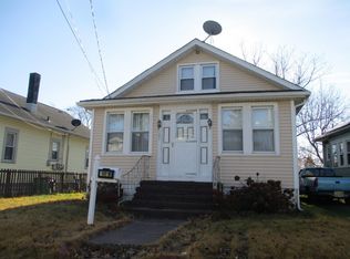 141 W Reading Ave, Pleasantville, NJ 08232