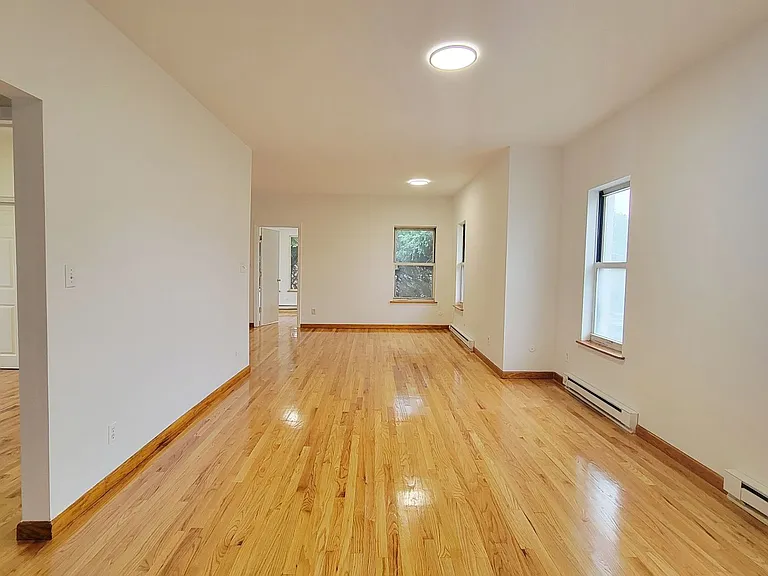 86 Fort Lee Rd #2 — Photo 6