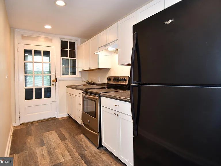 1314 Downing Pl NE #3 — Photo 8