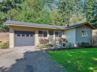 60422 Foxglove Rd, Coos Bay, OR 97420