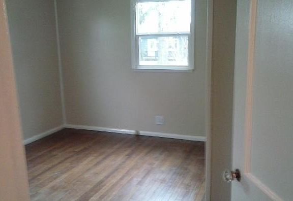 2nd image of 42 Braden Ct