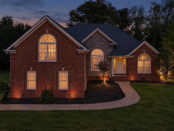2nd image of 404 Cobblestone Way