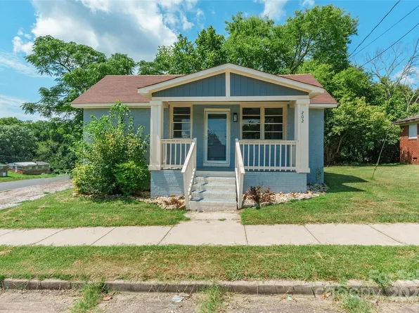 202 Hunter St, Lancaster, SC 29720