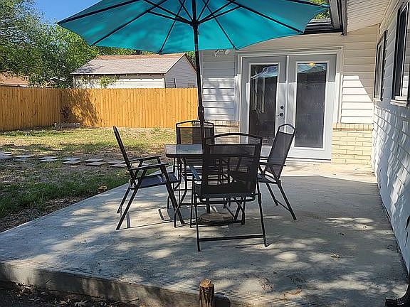4th image of 7006 Belgreen Dr