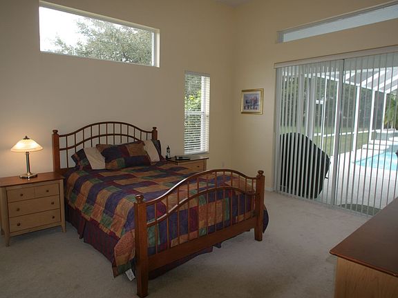 master bdrm rearward