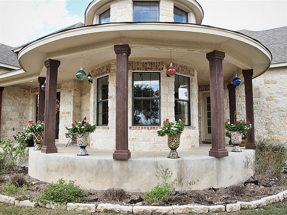 5th image of 486 Canna Lily Cir