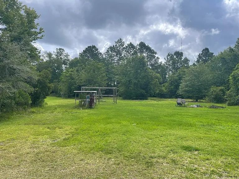 464 Stokes Landing Rd — Photo 2