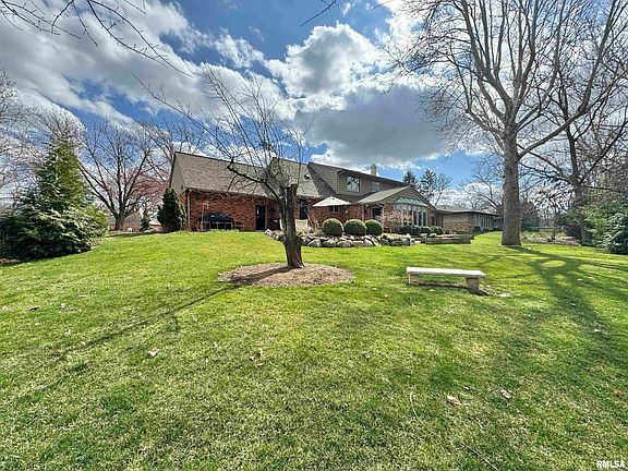 4th image of 8111 N Crab Orchard Ct