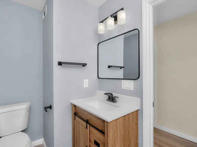 20 Tekakwitha Ct — Photo 14