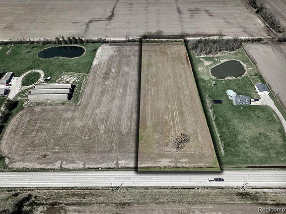 2nd image of 32 Mile Rd