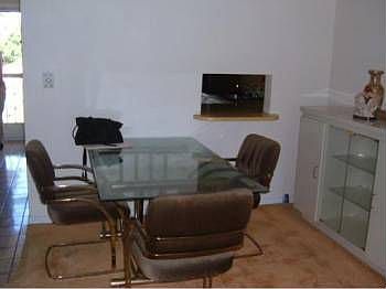 4th image of 19305 NE 2nd Ave APT 2319