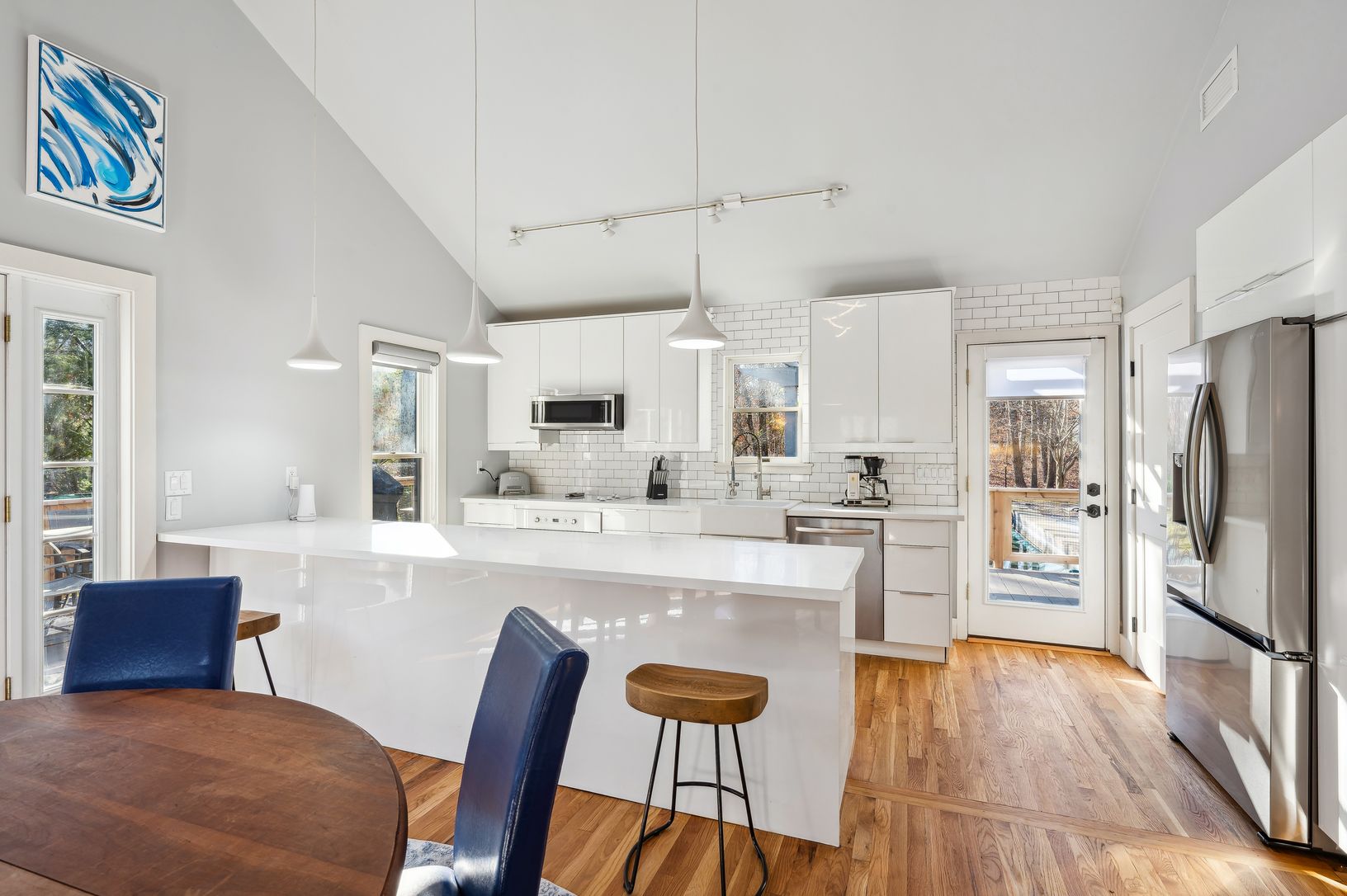  Open Kitchen