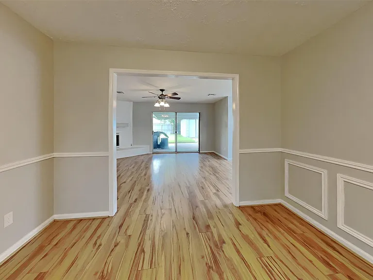 1920 Crooked Creek Ln — Photo 8