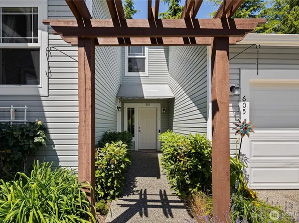 7321 Centerville Court #605, Stanwood, WA 98292
