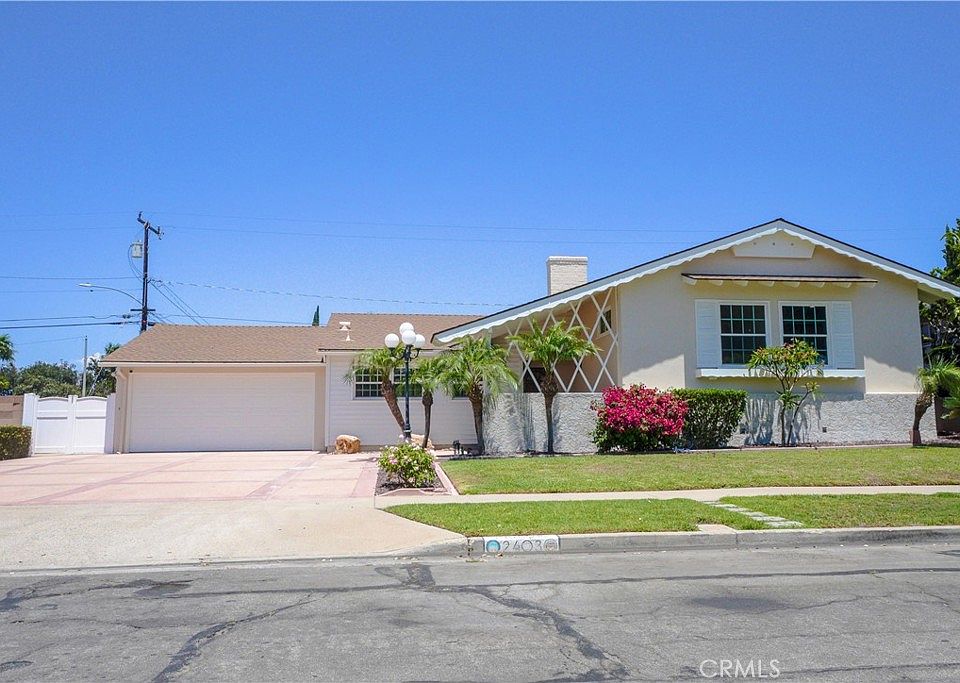 1st image of 2403 E Romneya Dr