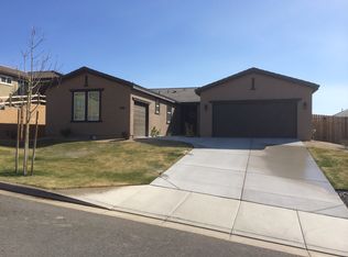 1460 Snow Summit Dr, Reno, NV 89523