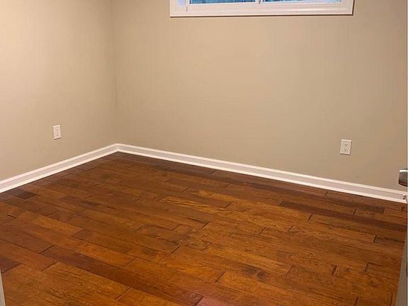 3rd image of 405 E J St #405