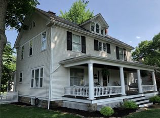 36 College St, Poland, OH 44514