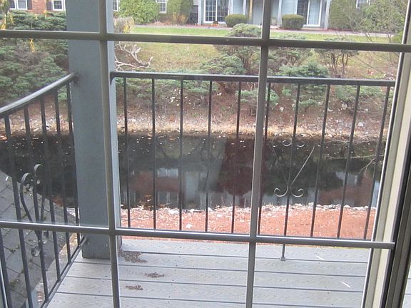 3rd image of 14 Northbrook Drive #1408