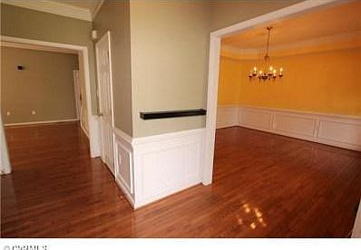 3rd image of 9047 Little Joselyn Dr