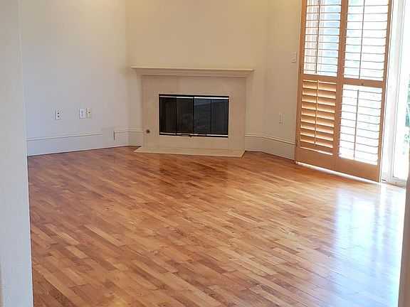 2nd image of 107 El Camino Real APT 305