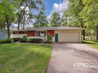 1471 4th St, Port Edwards, WI 54469