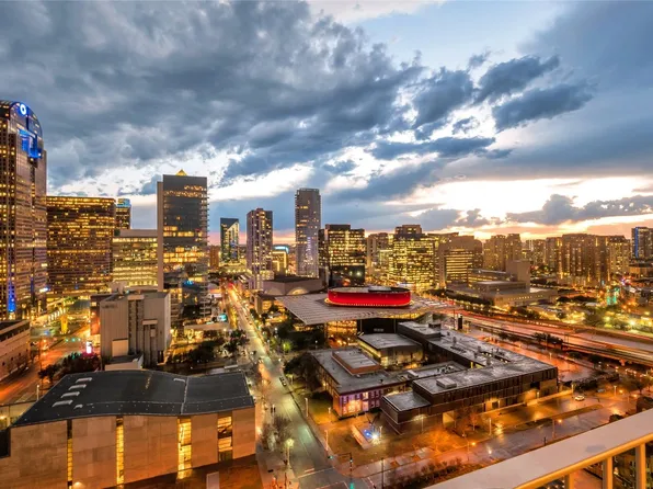 1717 Arts Plz Ste 1803, Dallas, TX 75201