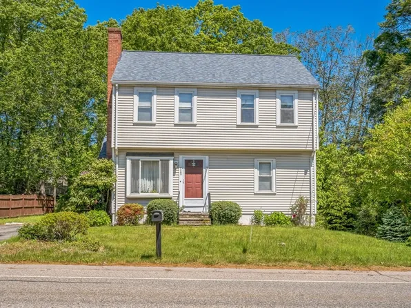 1163 Webster St, Hanover, MA 02339