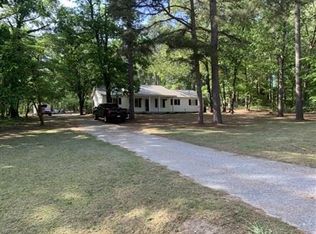 2572 Beaver Crossing Rd, Hartsville, SC 29550