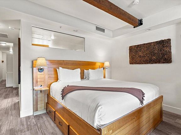 4th image of 1476 W Newpark Blvd #304