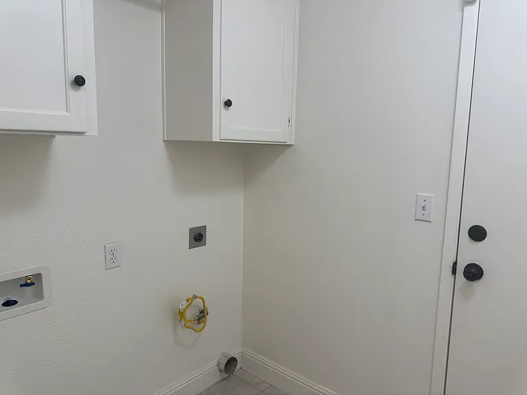 2304 E Decatur Ave — Photo 14