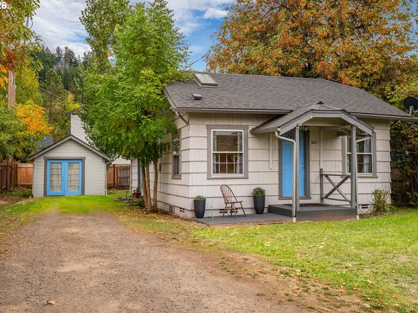 3621 E Amazon Dr, Eugene, OR 97405