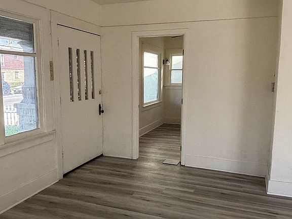 5th image of 1710-1712 N Obispo Ave