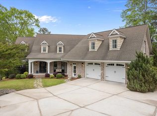 12 Lakecrest Dr, Columbia, SC 29206