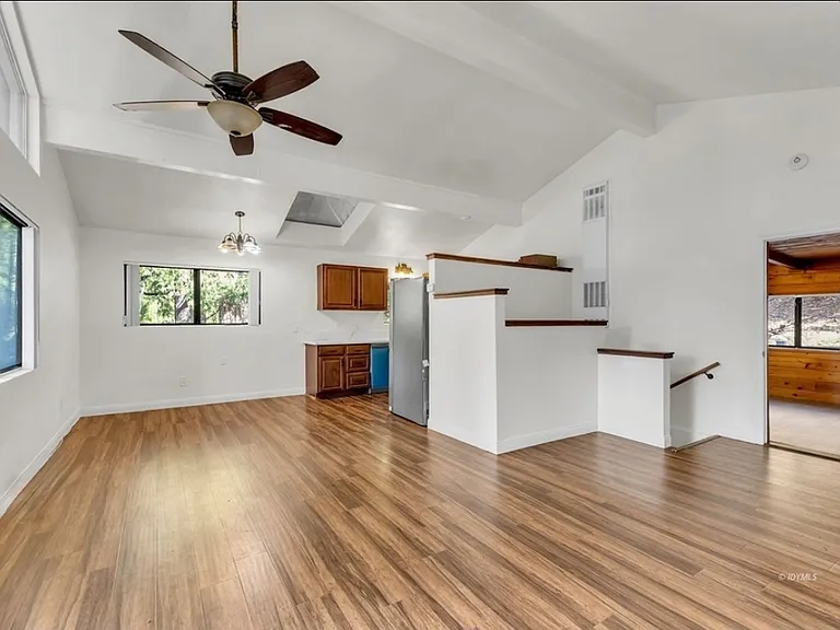 55305 S Circle Dr — Photo 10