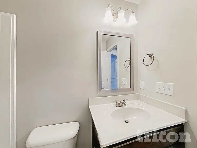 1063 Spicer Dr — Photo 11