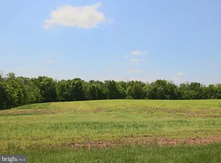 405 Fish And Game Rd, New Oxford, PA 17350