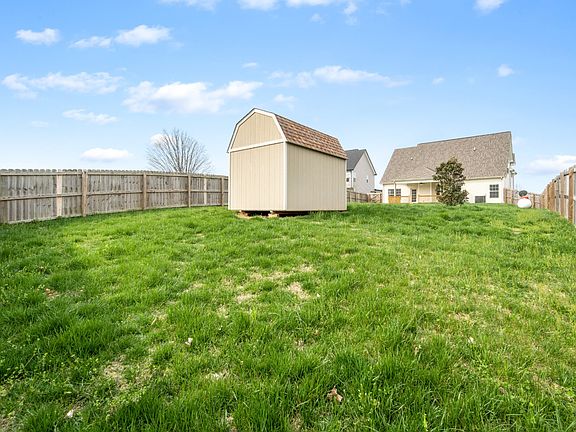 2nd image of 2039 Dorsey Ct